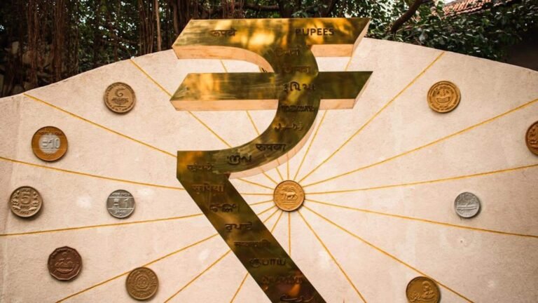 பொருளாதார ஆய்வறிக்கை 2025-26: இந்தியப் பொருளாதாரத்தின் வளர்ச்சி மற்றும் முக்கிய மாற்றங்கள்  