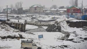 ஜம்மு-காஷ்மீர் சோனமார்க்கில் நள்ளிரவில் பனிச்சரிவு