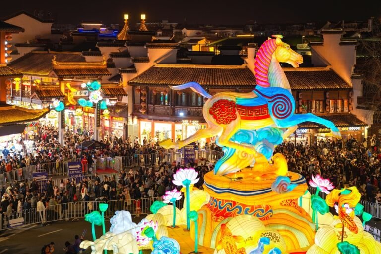 உலகப் பொருளாதாரத்துக்கு இயக்காற்றலை ஊட்டிய வசந்த விழா