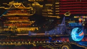 ஒளியுடன் கண்கவரும் நகர்—ஈபின்