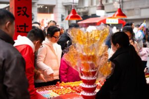 வசந்த காலத்தில் சுறுசுறுப்பான சீன நுகர்வு சந்தை