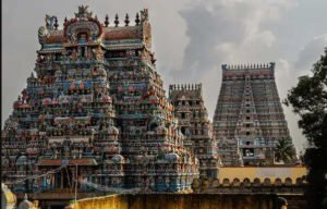 உங்கள் ராசிக்கு எந்த கோயிலுக்கு போனால் யோகம் கிடைக்கும்? இதோ 12 ராசியினருக்கு செல்ல வேண்டிய கோவில்..!