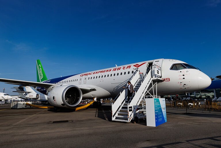 சிங்கப்பூர் விமானக் கண்காட்சியில் சீனாவின் விமானங்கள்