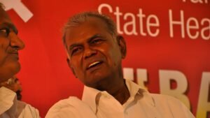 101 வயதில் முதுபெரும் கம்யூனிஸ்ட் தலைவர் நல்லகண்ணு காலமானார்  