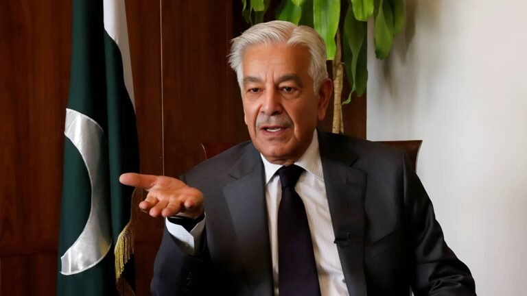 ‘அமெரிக்கா பாகிஸ்தானை டாய்லெட் பேப்பரை விட மோசமாக நடத்தியது’: பாகிஸ்தான் பாதுகாப்பு அமைச்சர்  