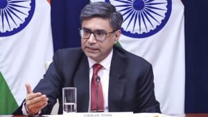 இந்தியாவின் எண்ணெய் இறக்குமதி ‘தேசிய நலன்களால்’ வழிநடத்தப்படுகிறது: வெளியுறவு செயலாளர்  