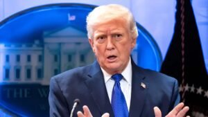 வருமான வரிக்கு மாற்றாக இறக்குமதி வரி: அமெரிக்க அதிபர் ட்ரம்ப்பின் புதிய திட்டம்  