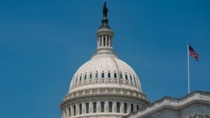 இஸ்ரேலில் உள்ள அமெரிக்க தூதரக ஊழியர்கள் வெளியேற அனுமதி: ஈரானைத் தாக்கத் தயாராகிறதா?  