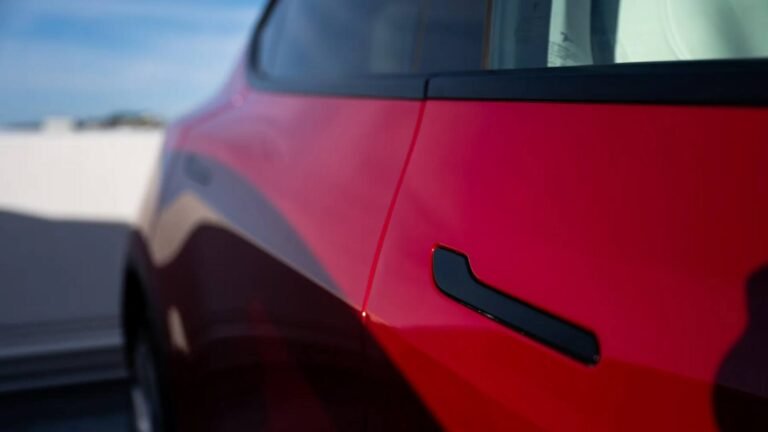 சீனாவில் கார்களில் மறைக்கப்பட்ட டோர் ஹாண்டில்கள் தடை செய்யப்பட்டுள்ளன; இதுதான் காரணம்  