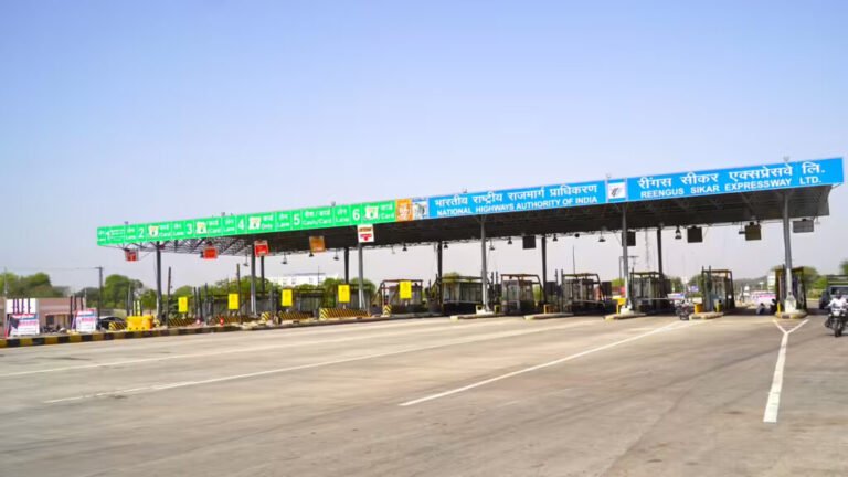 நாளை முதல் புதிய சுங்கக் கட்டண முறை அமல்… மத்திய அரசு அதிரடி…!!! 