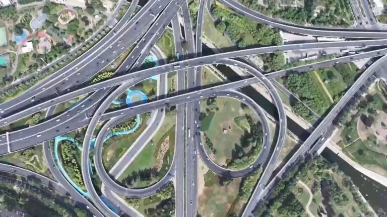 உலகிற்கு மேலதிக வாய்ப்புகளை உருவாக்கும் சீனாவின் இரு கூட்டத்தொடர்கள்