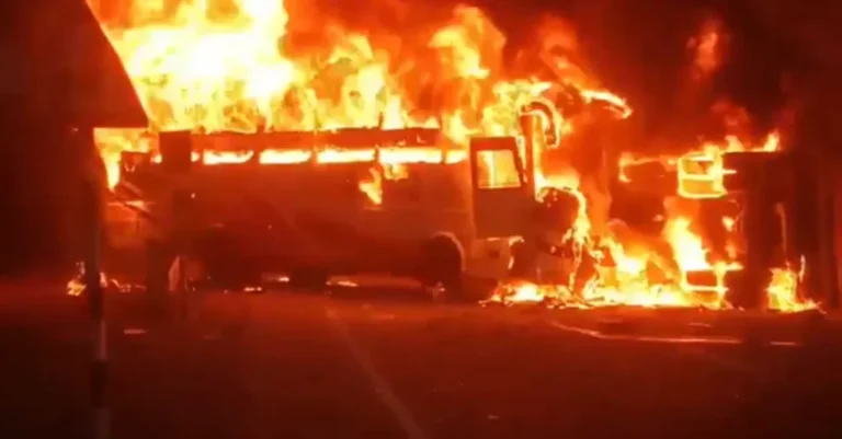 அதிகாலையில் நடந்த பயங்கரம்..! “உயிருடன் கருகிய 10 பேர்!” –