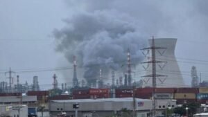 வானத்தைப் பிளந்த ஏவுகணைகள்!  கள நிலவரம் என்ன? 