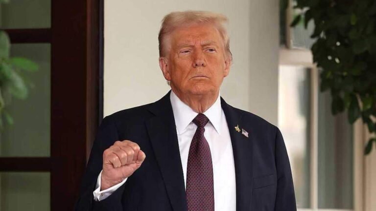 இதுவே கடைசி எச்சரிக்கை! ஹார்முஸ் ஜலசந்தியைத் திறக்காவிட்டால் எண்ணெய் கிணறுகள் தரைமட்டமாகும்: ட்ரம்ப்  