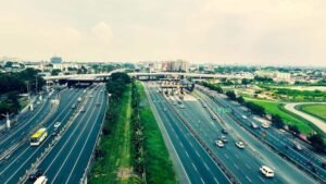 டோல் கட்டணம் செலுத்தாவிட்டால் ஈ-நோட்டீஸ்! வாகன சேவைகள் முடக்கப்படலாம்  