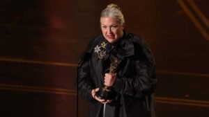 ‘Frankenstein’ திரைப்படத்திற்கு இரட்டை வெற்றி: ஆடை வடிவமைப்பு, ஒப்பனைக்கான ஆஸ்கார் விருது வென்றது  