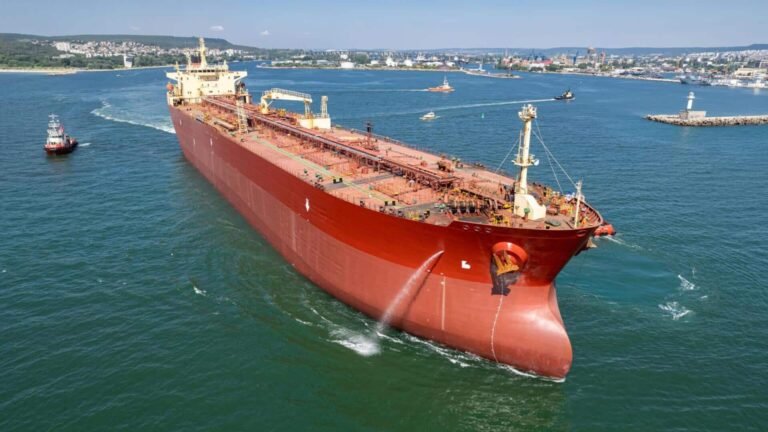 60 மில்லியன் எண்ணெய் பீப்பாய்களை ரஷ்யாவிடம் இருந்து வாங்கியது இந்தியா  