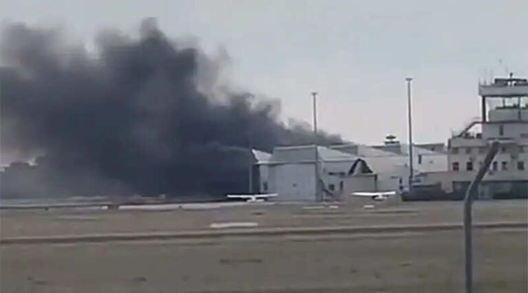 ஆஸ்திரேலியாவில் விமான விபத்து! – இருவர் உயிரிழப்பு..!