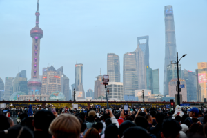 விடுமுறை காலத்தில் சுறுசுறுப்பான சீன நுகர்வு சந்தை