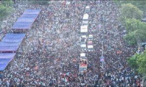 தூத்துக்குடியில் விஜய் நடத்திய மாஸ் ரோடு ஷோ… பாய்ந்தது 12 வழக்குகள்… தேர்தல் களத்தில் தளபதிக்கு வந்த புதிய சிக்கல்….!! 