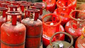 LPG சிலிண்டர் முன்பதிவுக்கு ரூ.200 கேஷ்பேக்: அசத்தல் அறிவிப்பு…!!
