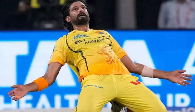 சிஎஸ்கே ரசிகர்கள் ஷாக்..! IPL தொடரிலிருந்து கலீல் விலகல்..!