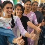 வரலாற்று சாதனை! 2021-ன் வாழ்நாள் சாதனையை முறியடித்த தமிழகம்: 5 மணிக்கே 82.24% வாக்குப்பதிவு!  