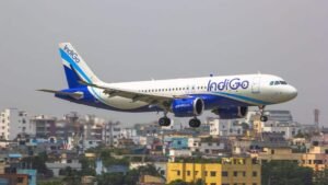 இண்டிகோ விமான டிக்கெட் விலை இன்று முதல் அதிகரிக்கும்; இதுதான் காரணம்  