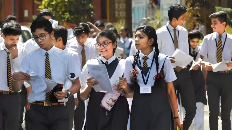 CBSE 10-ஆம் வகுப்பு முடிவுகள் வெளியீடு: டிஜிலாக்கர், UMANG செயலியில் பார்ப்பது எப்படி?  