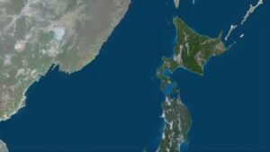 ஜப்பானில் 7.4 ரிக்டர் நிலநடுக்கம்: கடற்கரையைத் தாக்கிய சுனாமி அலைகள்; அவசர எச்சரிக்கை  