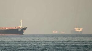 ஹார்முஸ் ஜலசந்திக்கு பதில் ஓமன் கடல் வழியாக கப்பல்கள் செல்ல ஈரான் பரிந்துரை?  