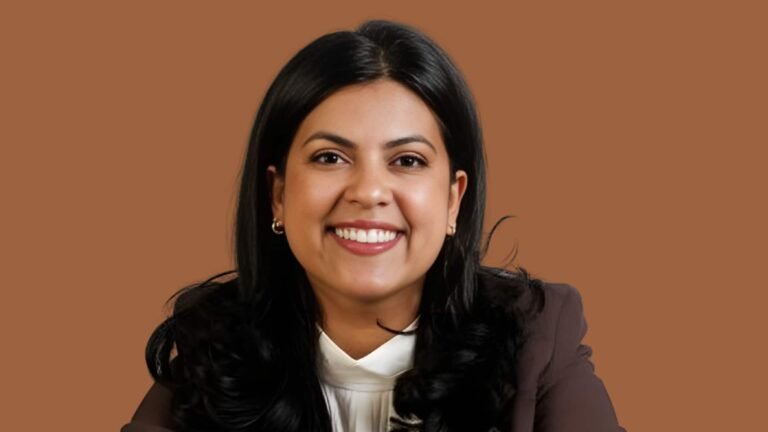 வாஷிங்டன் மேயர் தேர்தலில் களமிறங்கும் தேனி பெண் ரிணி சம்பத்  