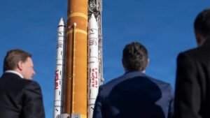 ஆர்டெமிஸ் II நிலவுத் திட்டச் செலவு Rs.3.72 லட்சம் கோடி: யார் ஸ்பான்சர்?  