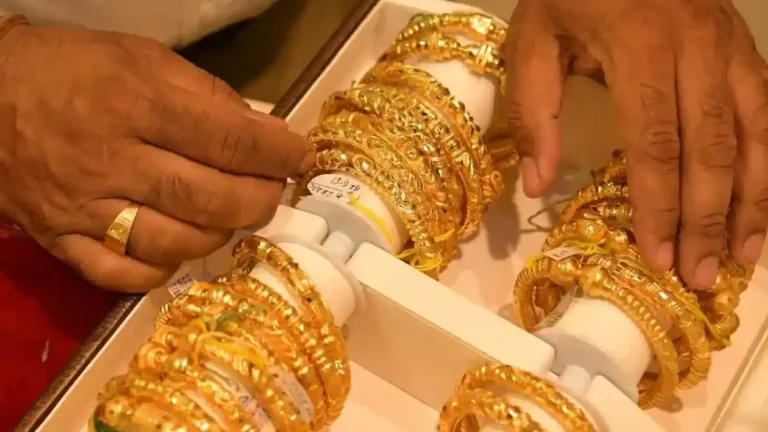 நகை பிரியர்கள் ஷாக்…மீண்டும் உயர்ந்த தங்கம் விலை!