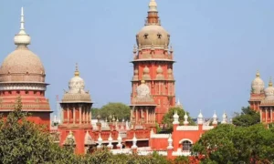 அரசியல் தலைவர்களுக்காகக் ஆன்மீக மரபுகளை மாற்றக் கூடாது ஐகோர்ட்….!! 