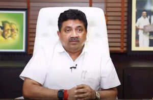 பொதுவாழ்விலிருந்து சில காலம் ஓய்வு – பழனிவேல் தியாகராஜன்..!