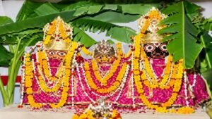 300 ஆண்டுகால விசித்திர நடைமுறை.. வியப்பூட்டும் ஆன்மீக உண்மை..!!” 