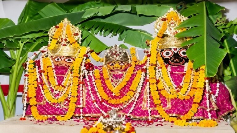 300 ஆண்டுகால விசித்திர நடைமுறை.. வியப்பூட்டும் ஆன்மீக உண்மை..!!” 