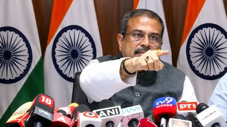 நீட் மறு தேர்வுக்கு கட்டணம் வசூலிக்கப்படாது  – தர்மேந்திர பிரதான் விளக்கம்!