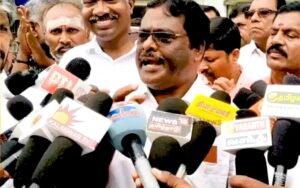 “நீ 717 கடையை மூடினா…. நாங்க 4000 கடையை மூடுவோம்” முதல்வர் என்ன செய்ய முடியும்….? டாஸ்மாக் ஊழியர்கள் விடுத்த பகீர் சவால்….! 