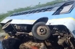சிவகாசி அருகே கோர விபத்து : 10 நாட்களுக்கு முன்பு பணியில் சேர்ந்த ஓட்டுநரால் விபத்து..!