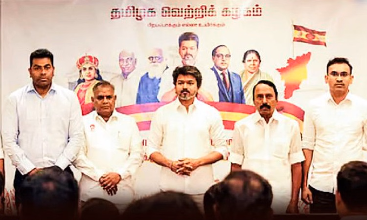 உச்சகட்ட பரபரப்பு..!  ஆளுநர் போட்ட முட்டுக்கட்டை… இன்று தவெக எம்.எல்.ஏ.க்கள் கூட்டம்…
