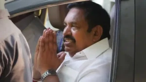 மூத்த நிர்வாகிகளுடன் ஆலோசனை? புதுச்சேரிக்கு புறப்பட்டார் பழனிசாமி!