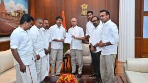 நாளை காலை 11:30 மணிக்கு விஜய் முதல்வராகிறார்  
