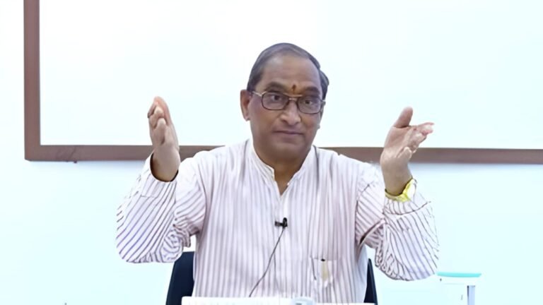 2026 ஆம் ஆண்டுக்கான பத்மஸ்ரீ பெற்ற சமஸ்கிருத அறிஞரான வேம்பட்டி குடும்ப சாஸ்திரி  