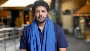 விஸ்வரூபம் எடுக்கும் குடும்பச் சண்டை; திடீரென சபரிமலைக்கு மாலை அணிந்த பிரபல நடிகர்  