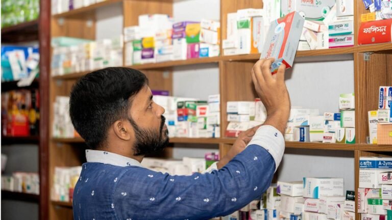 மே 20 மெடிக்கல் ஷாப் ஓனர்கள் நாடு தழுவிய வேலைநிறுத்தம்