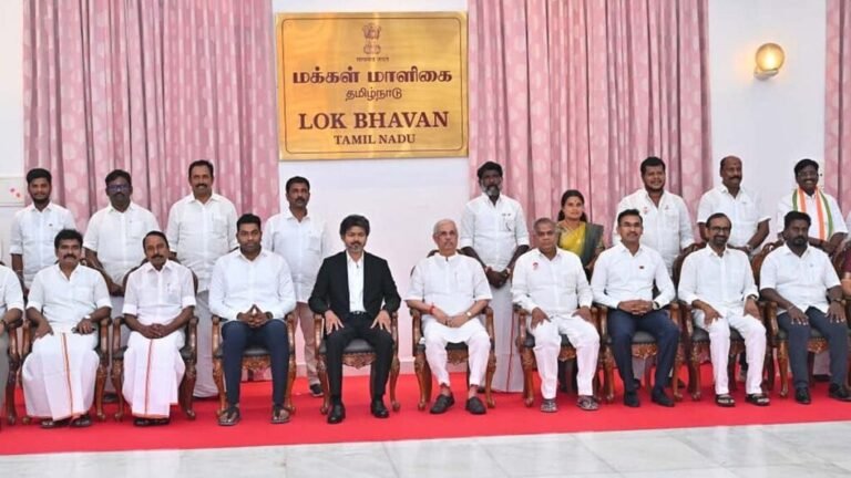 “யாருக்கு எந்த துறை?” வெளியானது தவெக அமைச்சரவையின் முழு லிஸ்ட்…. முதலமைச்சர் விஜய் போட்ட செம ஸ்கெட்ச்….!! 