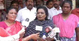 திருவள்ளுவரை வெள்ளை உடையில் திமுக மாற்றியது தான் தவறு – தமிழிசை கண்டனம்!