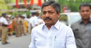 எம்எல்ஏ பதவியை ராஜினாமா சி.வி.சண்முகம் திட்டம்!